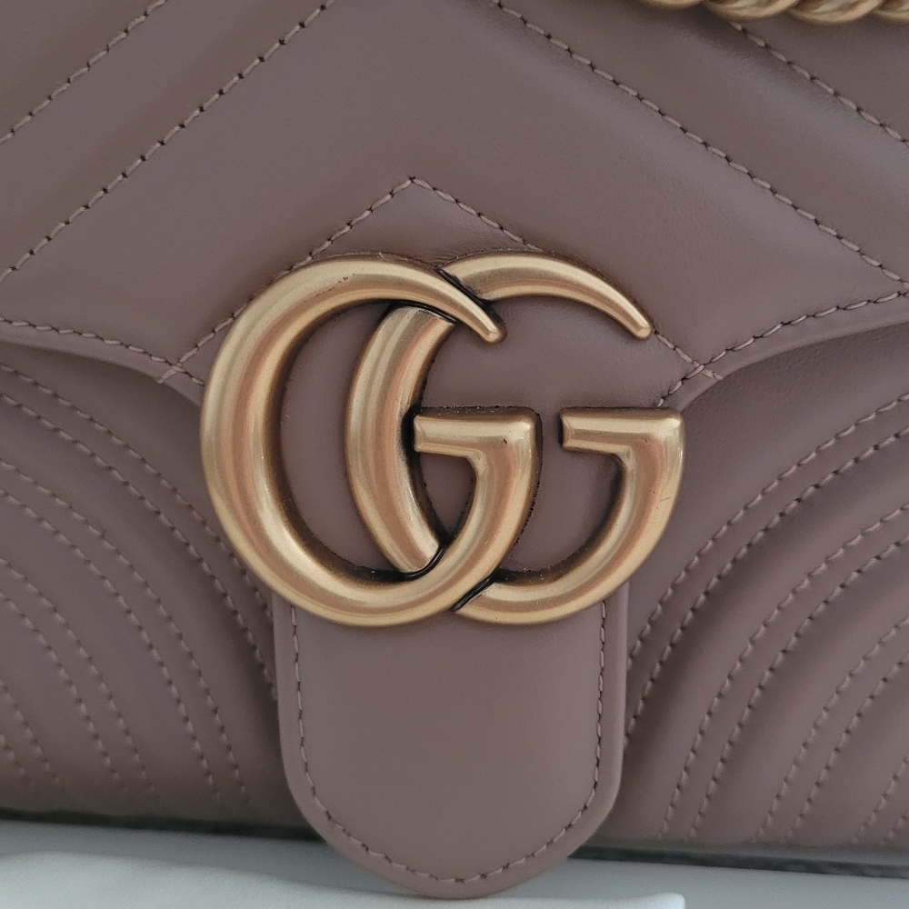 GUCCI Calfskin Matelasse Top Handle/Shoulder Bag "FREE POSHMARK AUTHENTICATION" - Picture 3 of 8